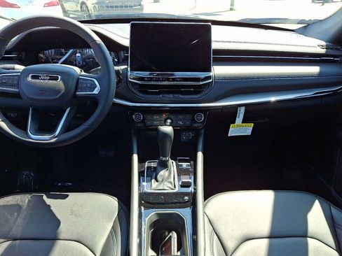 New 2025 Jeep Compass Limited w/ High Altitude Package image 11