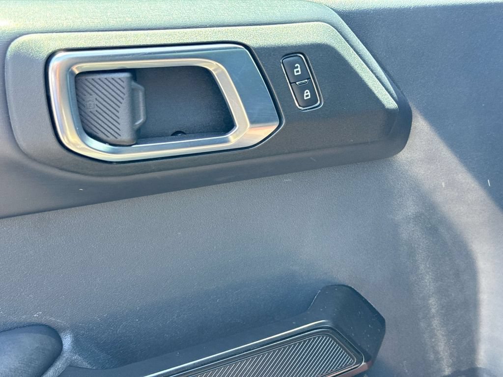 Used 2025 Ford Bronco Raptor AWD/4WD image 26