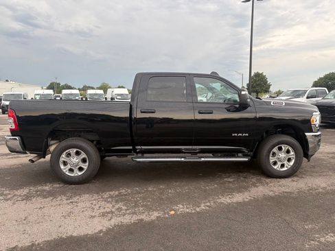Used 2024 RAM 2500 Big Horn w/ Bed Utility Group AWD/4WD image 9