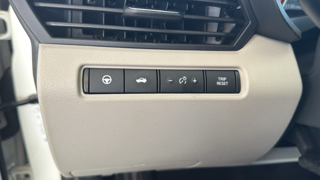 Certified 2023 Nissan Altima 2.5 SV w/ SV Premium Package AWD/4WD image 22