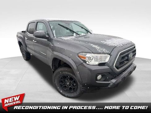 Used 2021 Toyota Tacoma SR5 image 1