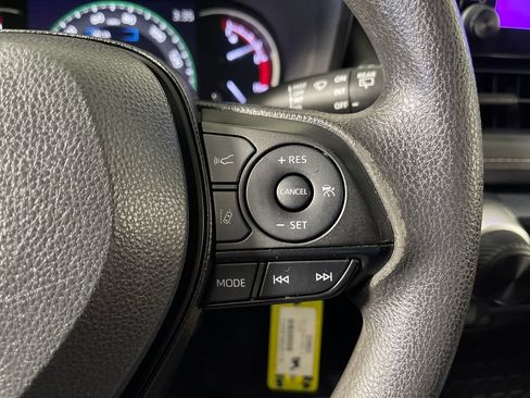 Certified 2023 Toyota RAV4 LE FWD image 27