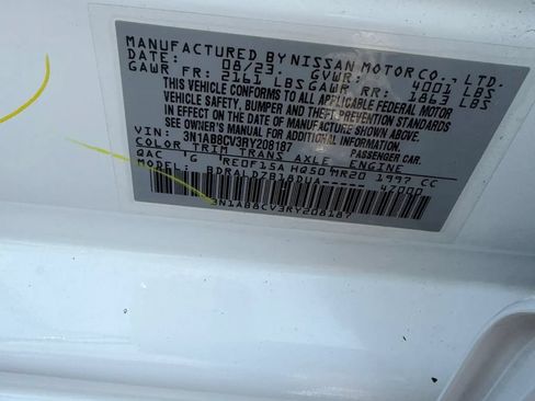 Used 2024 Nissan Sentra SV FWD image 20