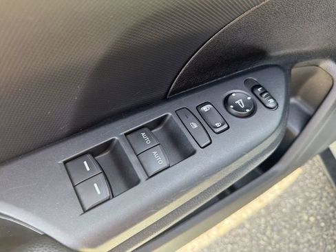 Used 2020 Honda Civic Sport image 13