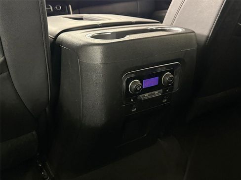 Used 2022 Chevrolet Tahoe LT w/ Luxury Package RWD image 35