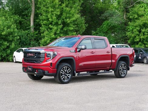 Used 2023 GMC Sierra 1500 AT4 w/ Technology Package AWD/4WD image 6