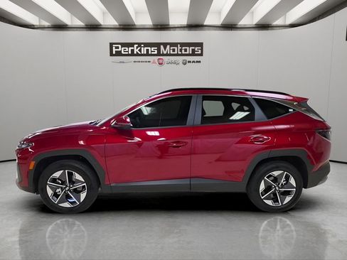 Used 2025 Hyundai Tucson SEL AWD/4WD image 2