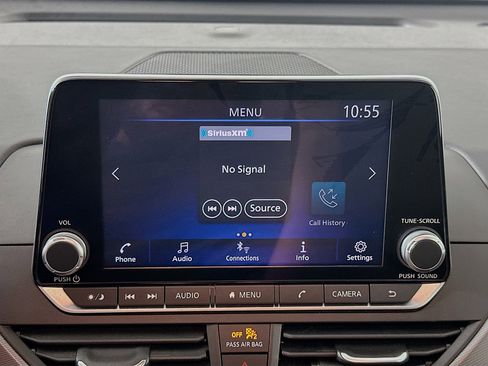 Used 2024 Nissan Altima 2.5 SR image 19