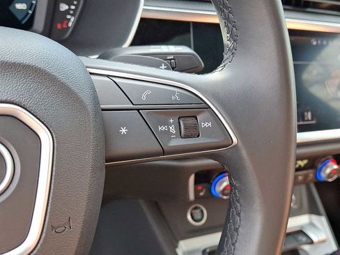 Certified 2022 Audi Q3 2.0T Premium Plus w/ Premium Plus Package image 18