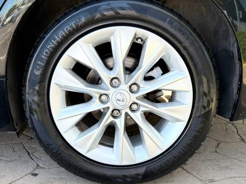 Used 2013 Lexus ES 300h w/ Luxury Pkg FWD image 51