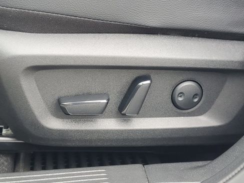 Certified 2023 Nissan Rogue SL w/ SL Premium Package AWD/4WD image 6