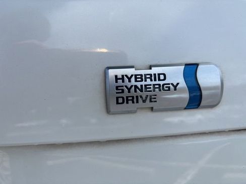 Used 2015 Toyota Prius Two FWD image 8