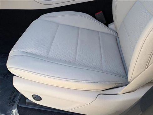 New 2026 Mercedes-Benz GLE 450 4MATIC image 4