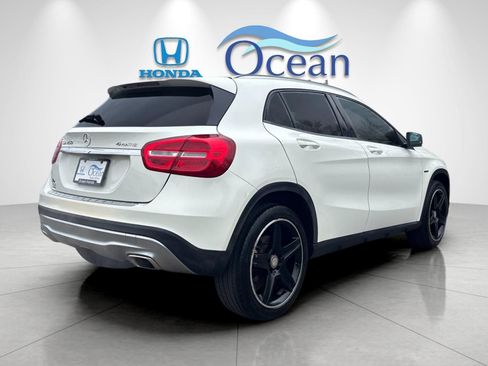 Used 2015 Mercedes-Benz GLA 250 4MATIC image 3