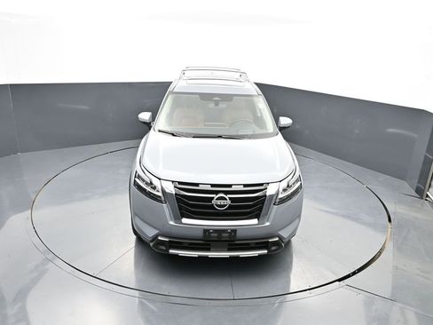 Certified 2024 Nissan Pathfinder Platinum w/ Cargo Package AWD/4WD image 47