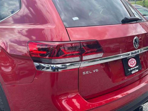 Used 2022 Volkswagen Atlas SEL image 11