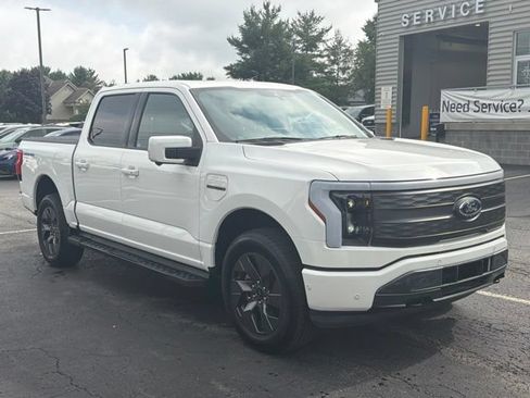 Used 2022 Ford F150 Lightning Lariat w/ Equipment Group 511A High AWD/4WD image 10