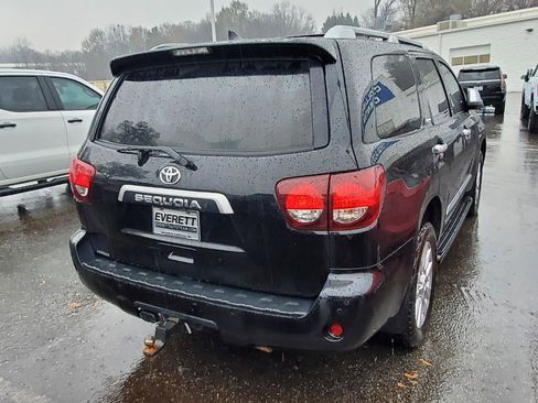 Used 2020 Toyota Sequoia Platinum image 10