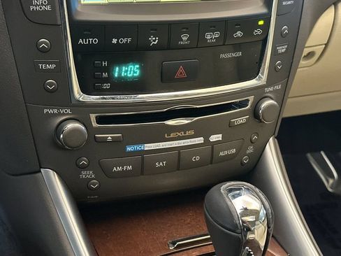 Used 2010 Lexus IS 250 RWD image 20