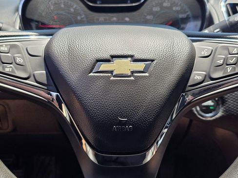 Used 2016 Chevrolet Cruze LT w/ Convenience Package FWD image 29