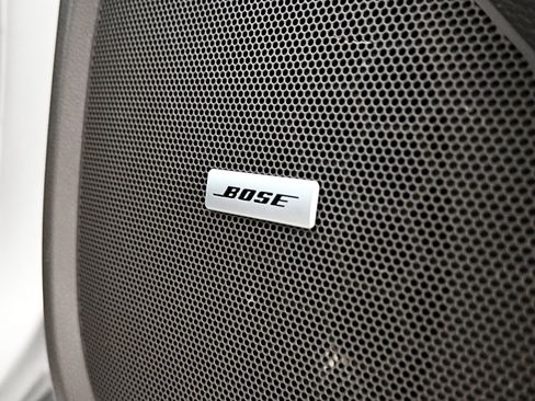 Used 2018 Chevrolet Traverse Premier image 21