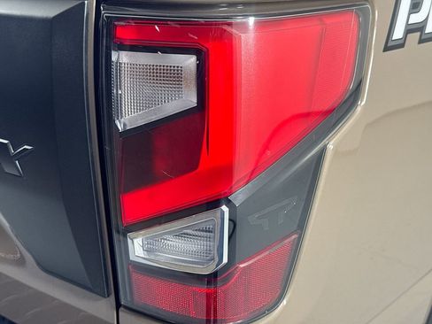 Used 2021 Nissan Titan PRO-4X w/ Pro-4x Convenience Package image 34