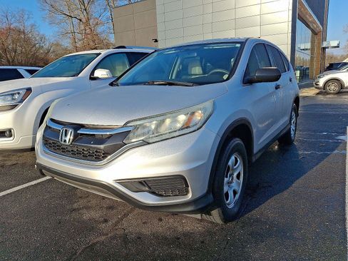 Used 2015 Honda CR-V LX image 2