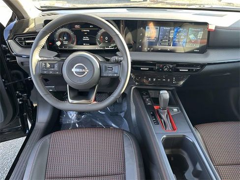 New 2026 Nissan Kicks SR image 17