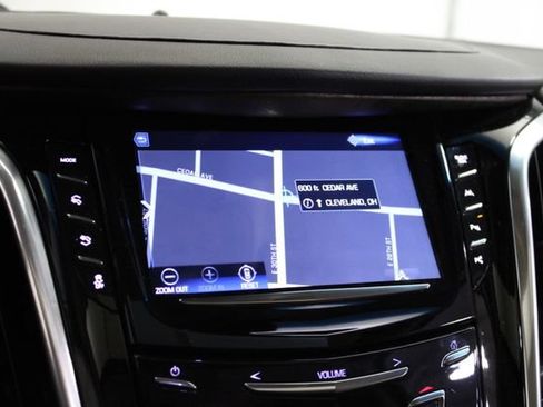 Used 2019 Cadillac Escalade Premium Luxury AWD/4WD image 16
