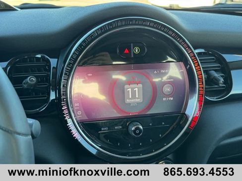 Used 2022 MINI Cooper S w/ Signature Upholstery Package image 22