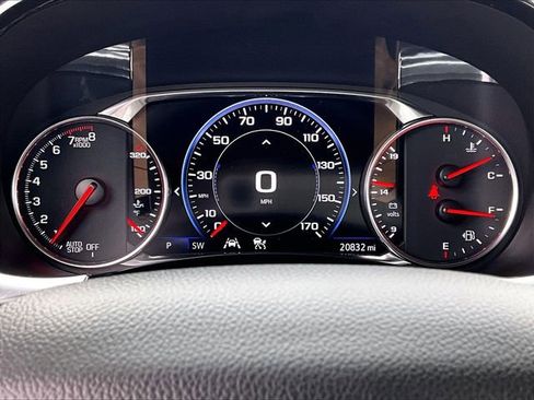 Used 2023 Chevrolet Traverse Premier image 26