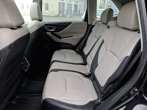 Used 2019 Subaru Forester Limited image 8