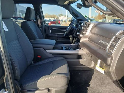 New 2026 RAM 2500 Big Horn AWD/4WD image 17