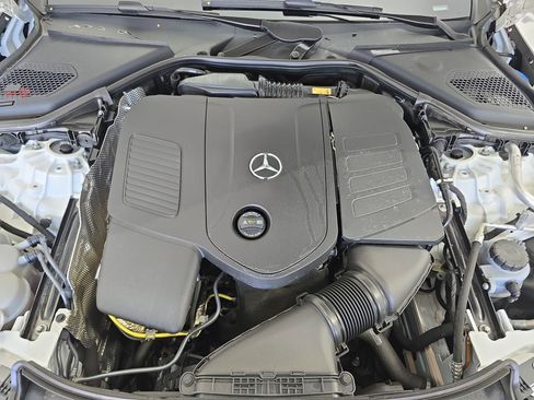 Used 2025 Mercedes-Benz E 350 Sedan image 31