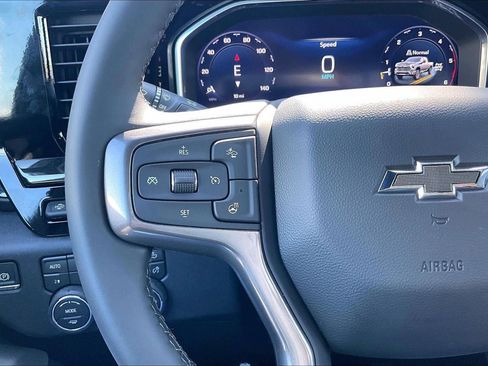 New 2026 Chevrolet Silverado 2500 ZR2 AWD/4WD image 17