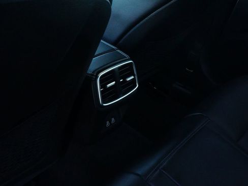 Certified 2026 Genesis G70 2.5T image 20