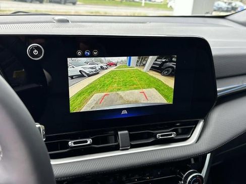 New 2025 Chevrolet Equinox LT image 14