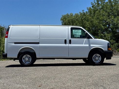 New 2025 Chevrolet Express 2500 w/ Driver Convenience Package image 3