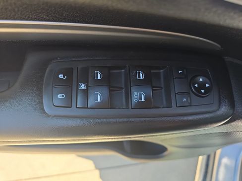 Used 2019 Dodge Durango SXT AWD/4WD image 29