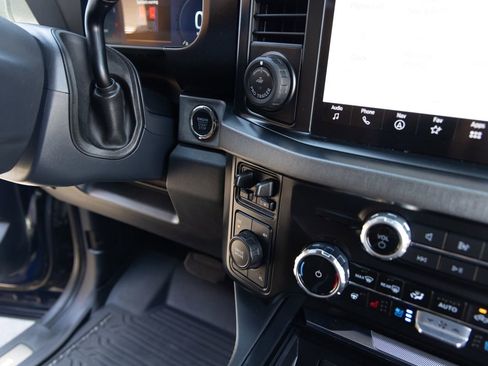 Used 2024 Ford F350 Platinum image 33