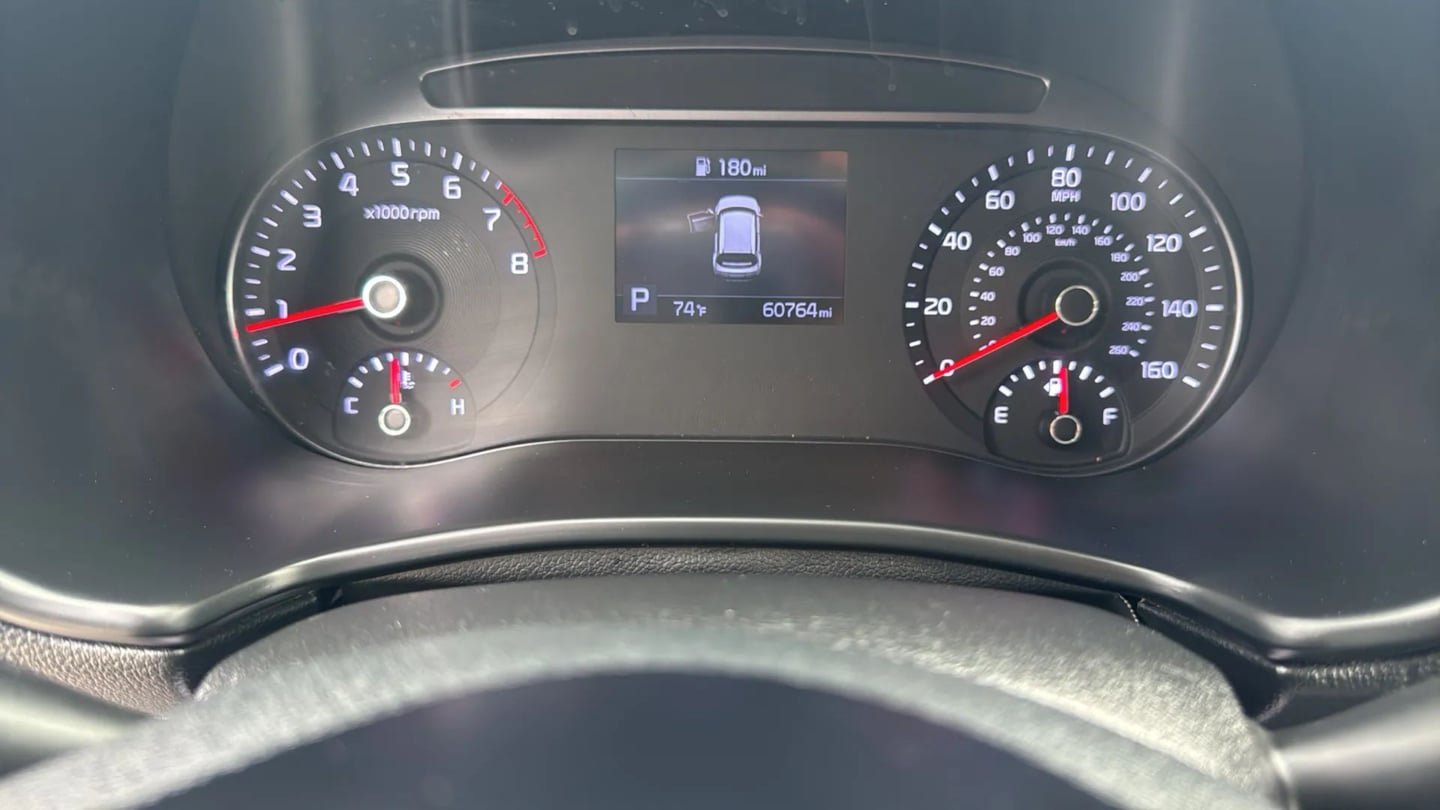Used 2020 Kia Soul GT-Line FWD image 12