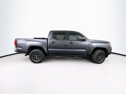 Used 2023 Toyota Tacoma TRD Sport image 5