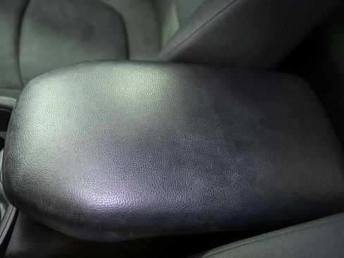 Used 2022 Toyota RAV4 LE image 21