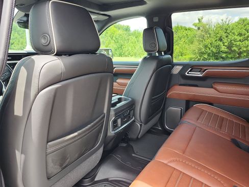 Certified 2026 GMC Sierra 1500 Denali Ultimate AWD/4WD image 18