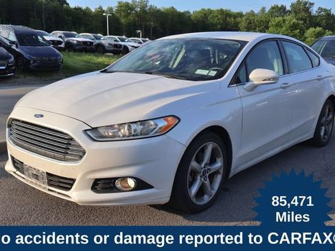Used 2016 Ford Fusion SE FWD image 1