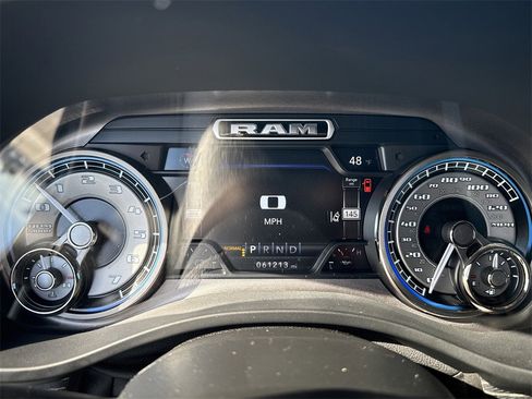 Used 2021 RAM 1500 Limited w/ Night Edition image 17