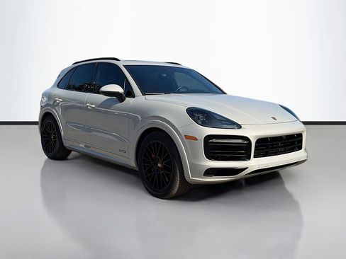 Used 2023 Porsche Cayenne GTS image 1