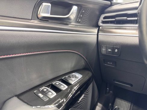 Used 2023 Kia K5 GT FWD image 9