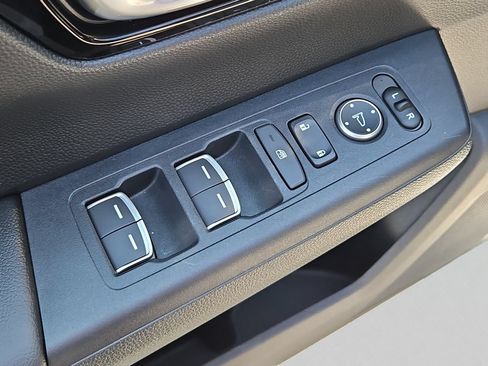 Certified 2025 Honda CR-V Sport Touring image 31