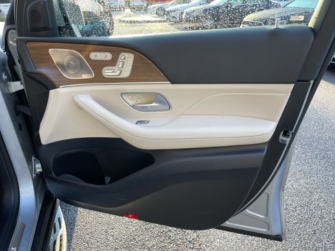 Certified 2023 Mercedes-Benz GLS 450 4MATIC image 50